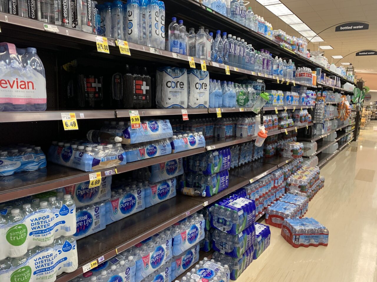 アメリカのペットボトルの水